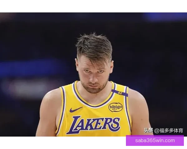 东契奇因16次技术犯规被NBA处罚无薪禁赛损失超二十六万美元 东契奇因16次技术犯规被NBA处罚无薪禁赛损失超二十六万美元