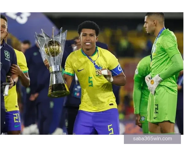 桑托斯分享低位技巧成长经历与父亲传授得分秘诀